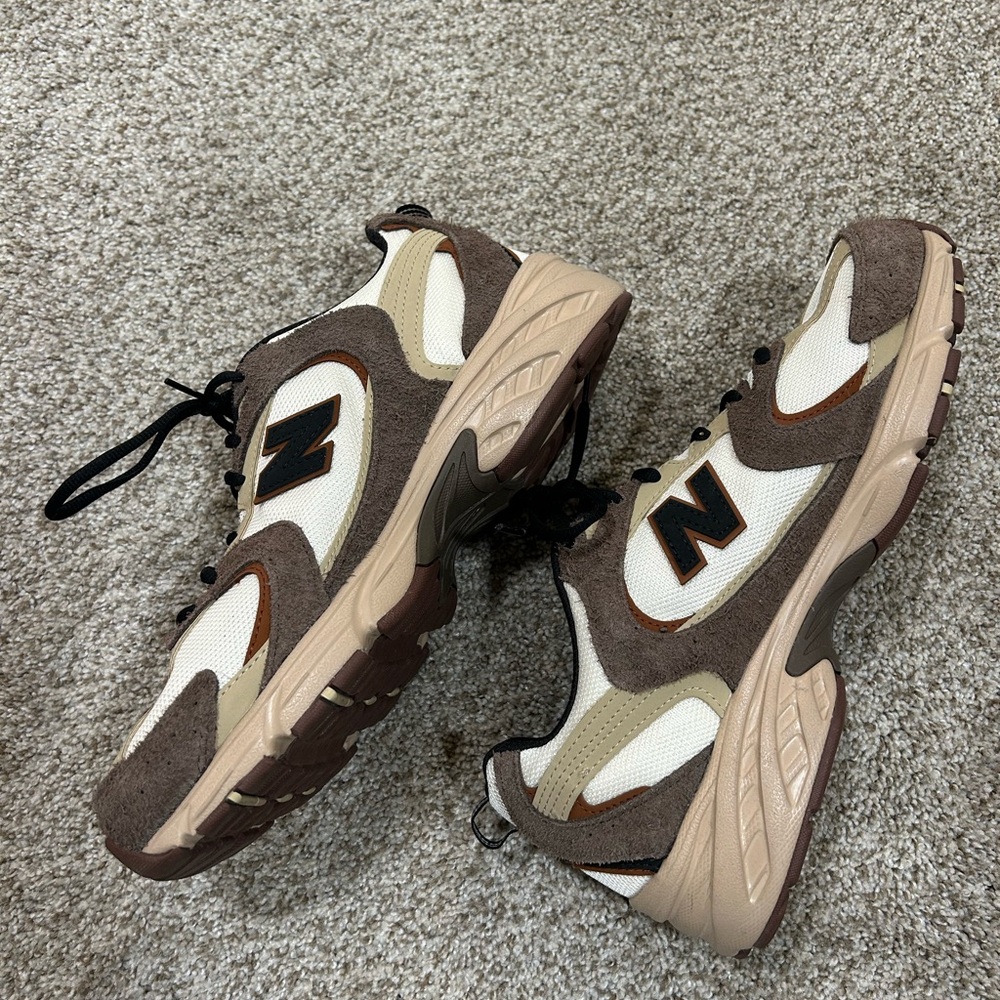 New Balance Gender Inclusive 530 Sneaker